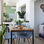 Cozy Studio Apartment - Number 4705